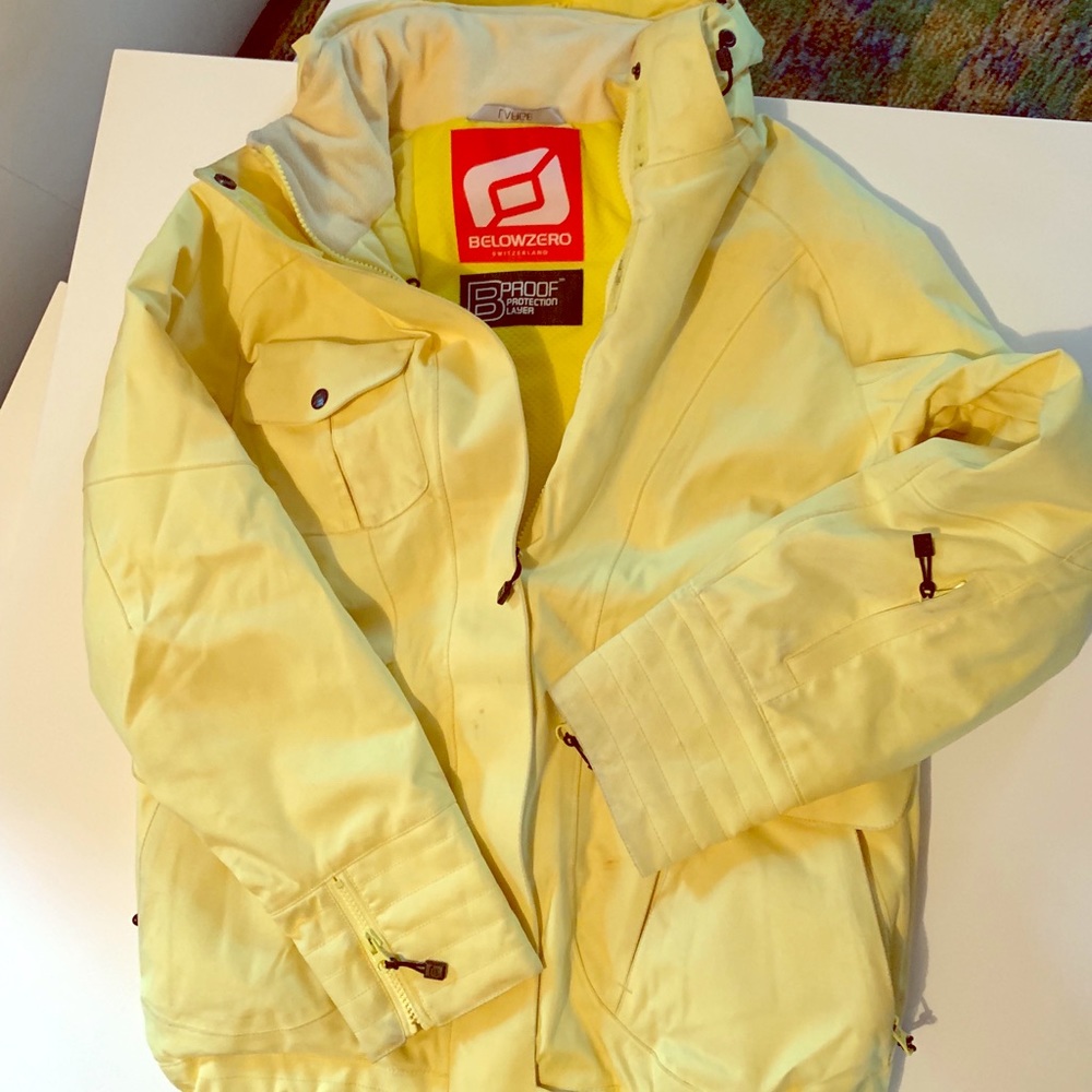 Snowboard jacket (high quality)